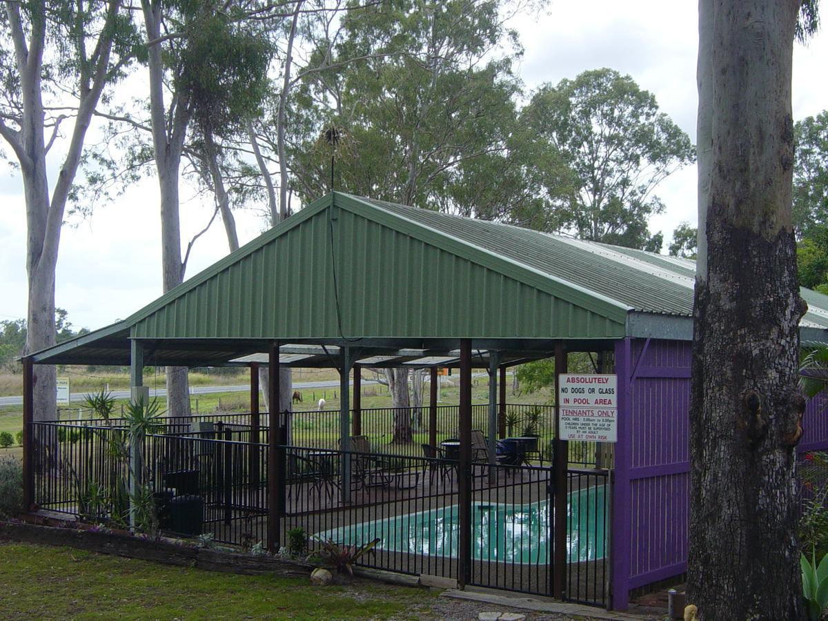 Greenacres Motel / Van Park Benaraby Exterior photo